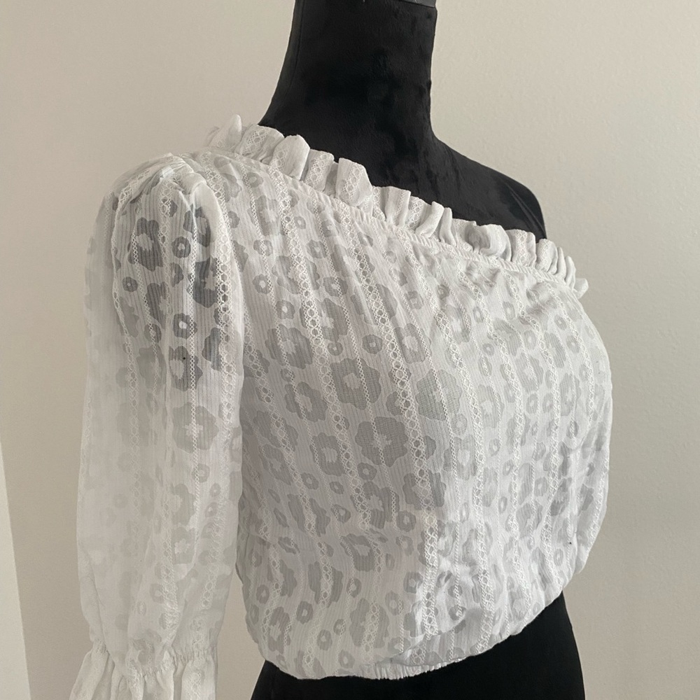 SHEIN White Lace Off-Shoulder Peasant Blouse